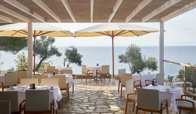 XENIA RESTAURANT EXTEIROR FACING SEA